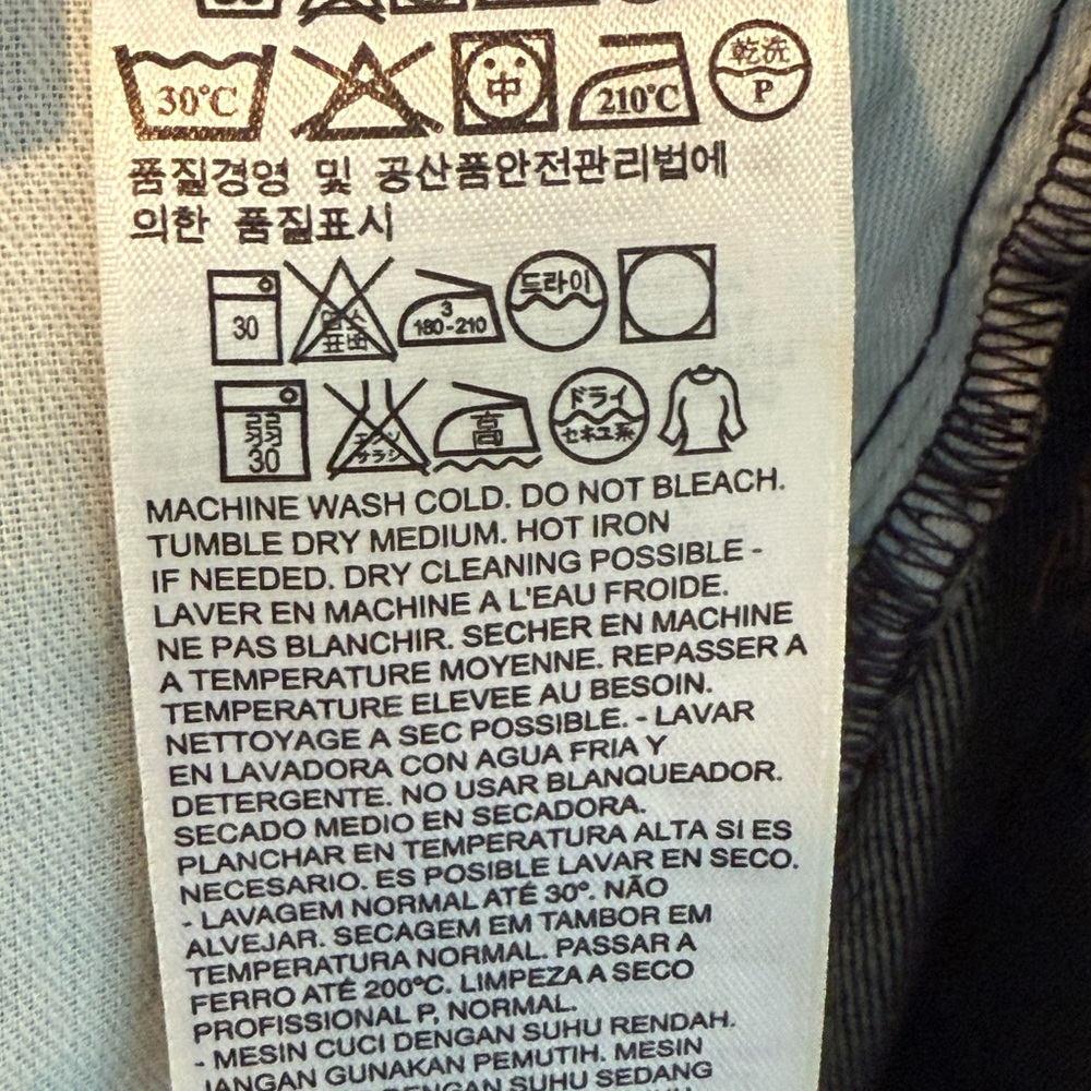 Men’s Levi Jeans - Picture 6 of 6